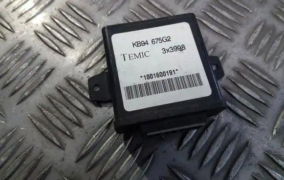 Mazda 323 Other control units/modules KB94675G2 3X3998