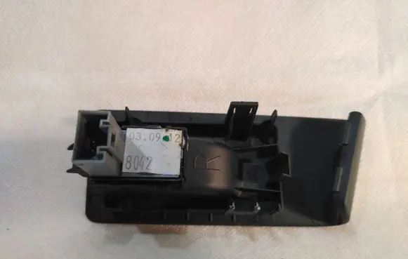 Volkswagen PASSAT B7 Electric window control switch 8042 030912