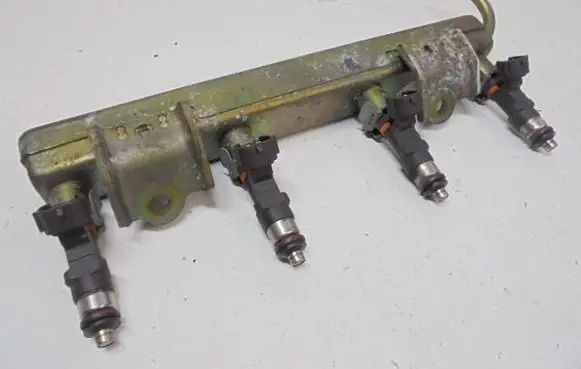 Nissan Micra Fuel injector 16600AX200