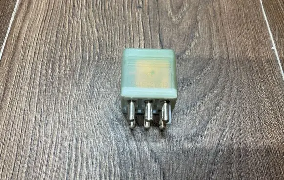 Mercedes-Benz SL R129 Other relay 0015427819