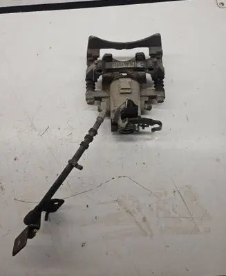 Ford Mustang V Rear brake caliper 7276601