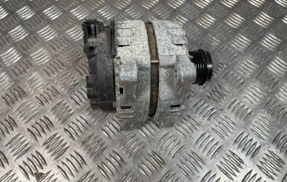 Peugeot 208 Generator/alternator 9810525380