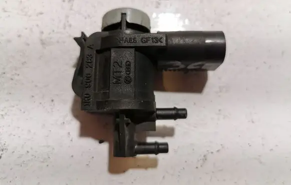 Vacuum valve