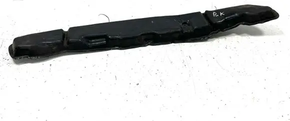 Suzuki Vitara (LY) Fender foam support/seal 
