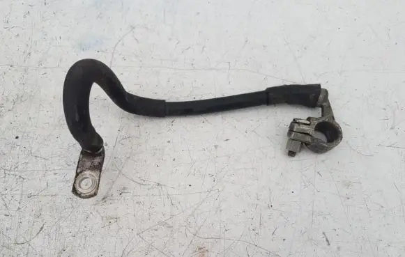 Volkswagen Golf V Negative earth cable (battery)