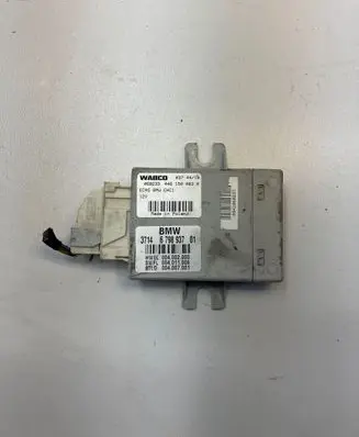 BMW 5 F10 F11 Air suspension control unit module (rear) 6708937 004011006 004002000