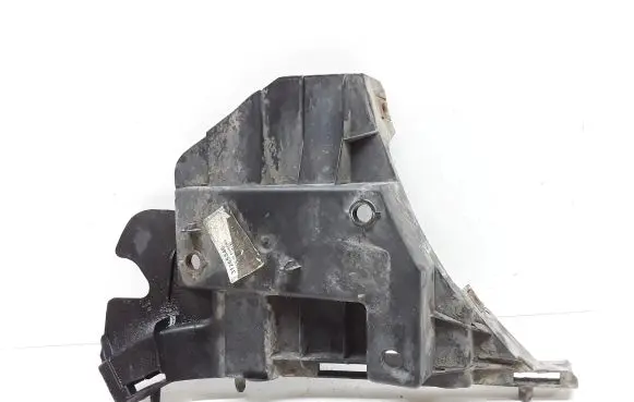Volvo S80 Front bumper mounting bracket 31265344