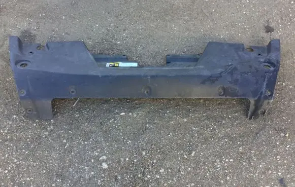 Jeep Cherokee Engine bonnet/hood lock trim molding 68138372AD