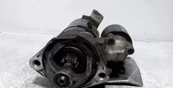 Audi A4 S4 B5 8D Starter motor
