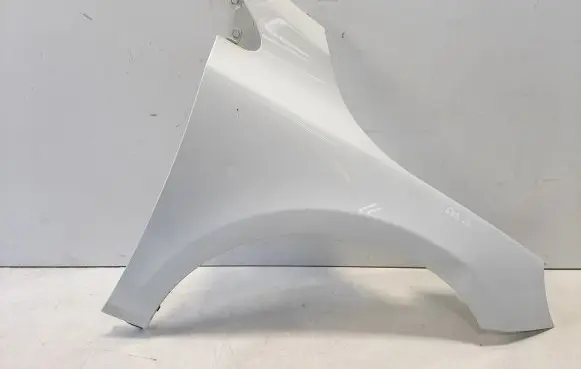 Volvo V40 Fender