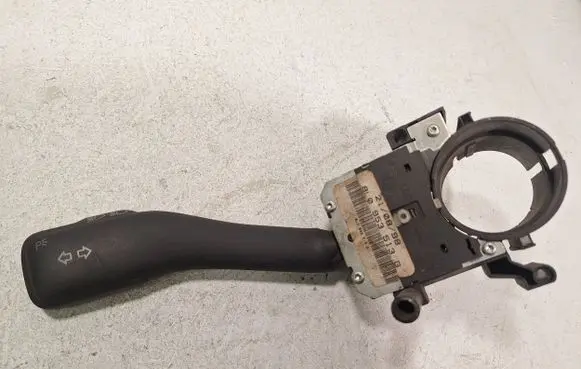 Audi A6 S6 C5 4B Indicator stalk 8L0953513G