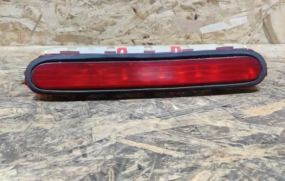 Toyota Corolla Verso AR10 Third/center stoplight SLI0F02 815700F010
