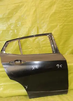 BMW X2 F39 Front door 000259