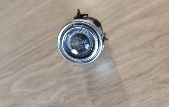Mercedes-Benz E W213 Engine start stop button switch A2139055500 20T282