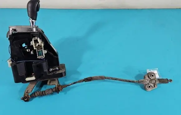 Gear shift cable linkage