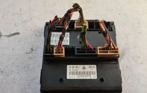 Volkswagen Transporter - Caravelle T5 Comfort/convenience module 7H0937049J 28015572 3350FGUK4E0ANN