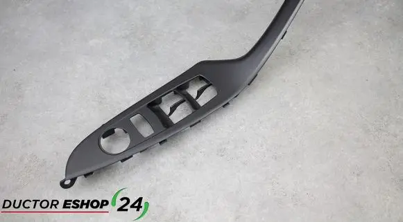 Hyundai i30 Other front door trim element 39Y4971110