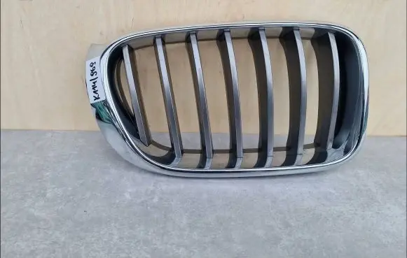 BMW X3 F25 Front grill 51117210726