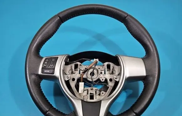 Toyota Yaris Steering wheel 45100-0D-490C1 IMPRK1536398