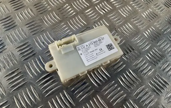 Mercedes-Benz E W213 Keyless (KESSY) go control unit/module A2139008807