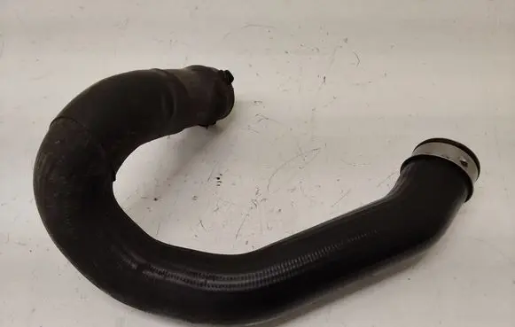 Audi A6 S6 C5 4B Intercooler hose/pipe 4B0145737