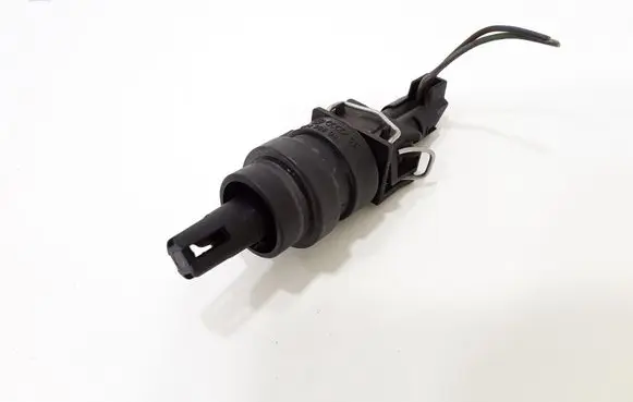 Volkswagen Golf IV Intake air temperature sensor 028906081
