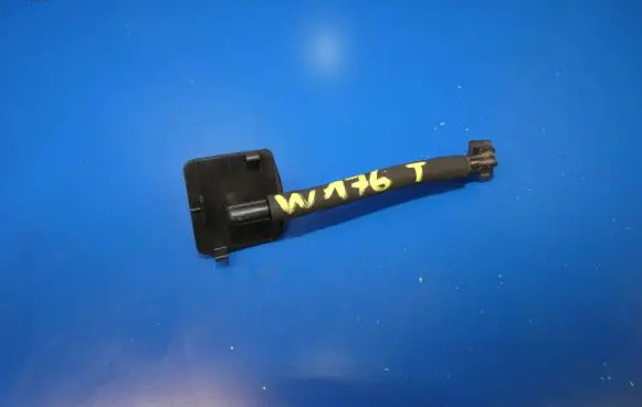 Mercedes-Benz A W176 Rear window washer spray nozzle 