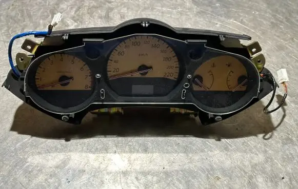 Nissan Murano Z50 Speedometer (instrument cluster)