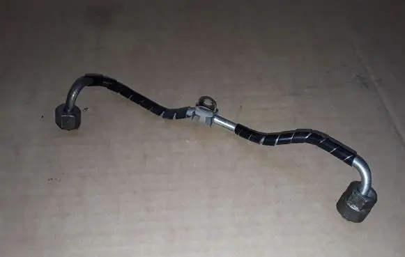 Land Rover Range Rover Sport L320 Fuel injector supply line/pipe 9X9Q9F911FA