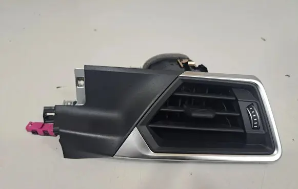 BMW i4 Dashboard air vent grill cover trim 9623077
