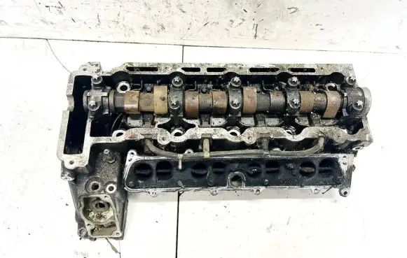 Opel Vectra B Engine head r9128018
