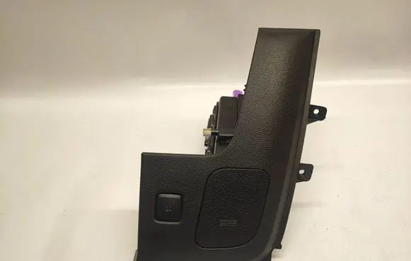 Ford Mustang VI Glove box FR3B63044F09A