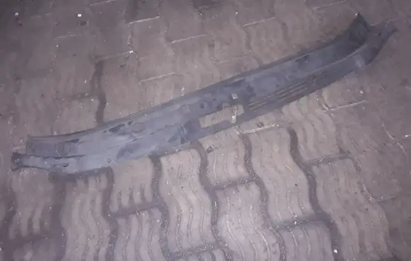 KIA Carens II Wiper trim 863611D050