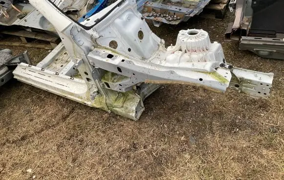 Front quarter panel
