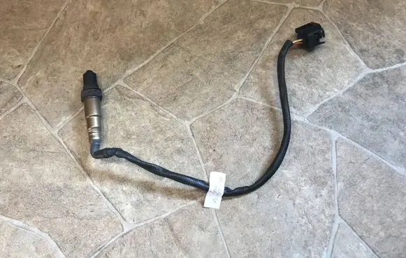 BMW 5 GT F07 Lambda probe sensor 7576673