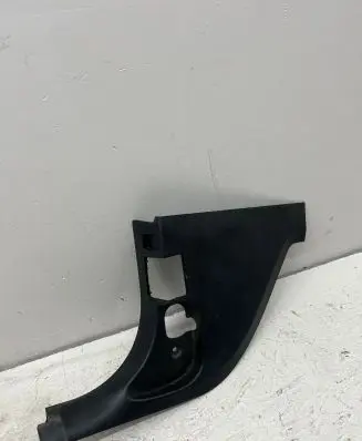 BMW 3 E90 E91 Foot area side trim 7066989 11242010 107055