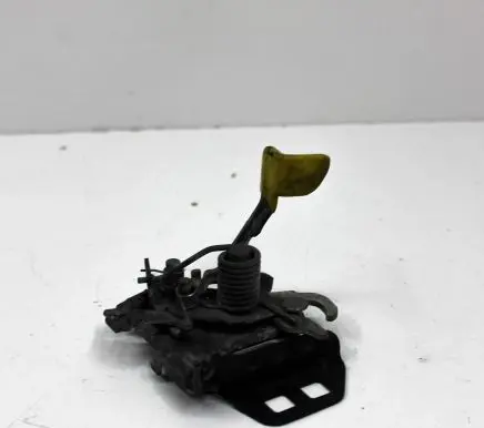 Ford Mustang VI Engine bonnet/hood lock/catch