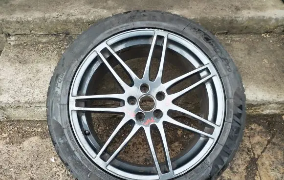 Audi A6 S6 C7 4G R20 alloy rim 8R0601025R