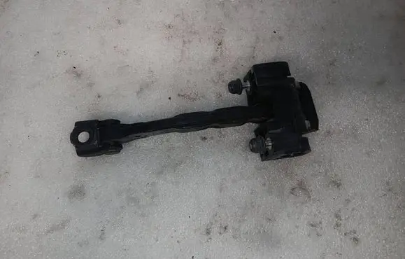 Volvo V60 Front door check strap stopper 31298466
