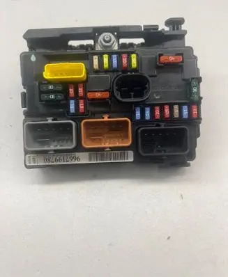 Peugeot 207 BSM Control unit 9667199780
