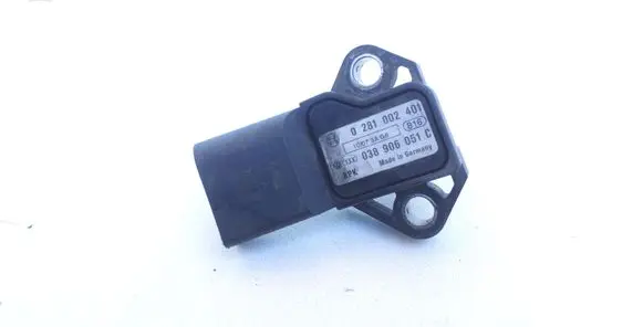 Audi A4 S4 B7 8E 8H Air pressure sensor 0281002401 038906051C