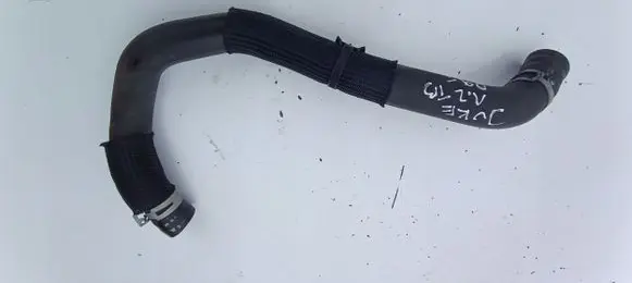 Engine coolant pipe/hose