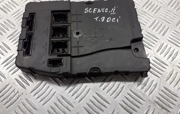 Renault Scenic II - Grand scenic II Fuse box set 8200306434