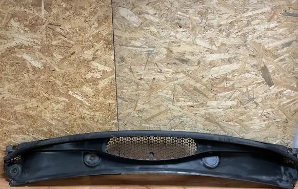 Peugeot Partner Wiper trim 9680568877 9680962577