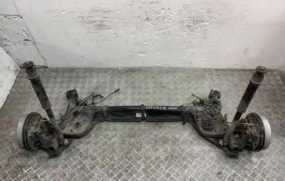 Renault Captur II Rear axle beam with reductor 
