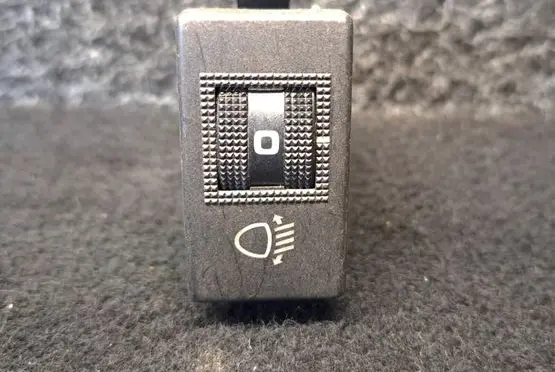 Audi A4 S4 B5 8D Headlight level height control switch 8D0941301