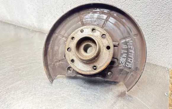 Opel Meriva B Front wheel hub 13283362 0591