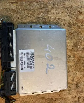 Mercedes-Benz S W220 ESP (stability system) control unit 2205450032 305629