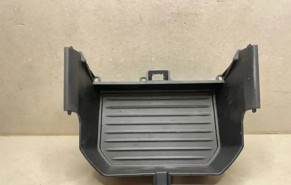 BMW 5 G30 G31 G38 Glove box central console 6819878