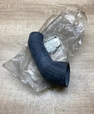 Opel Frontera B Engine coolant pipe/hose 90093658 1336238